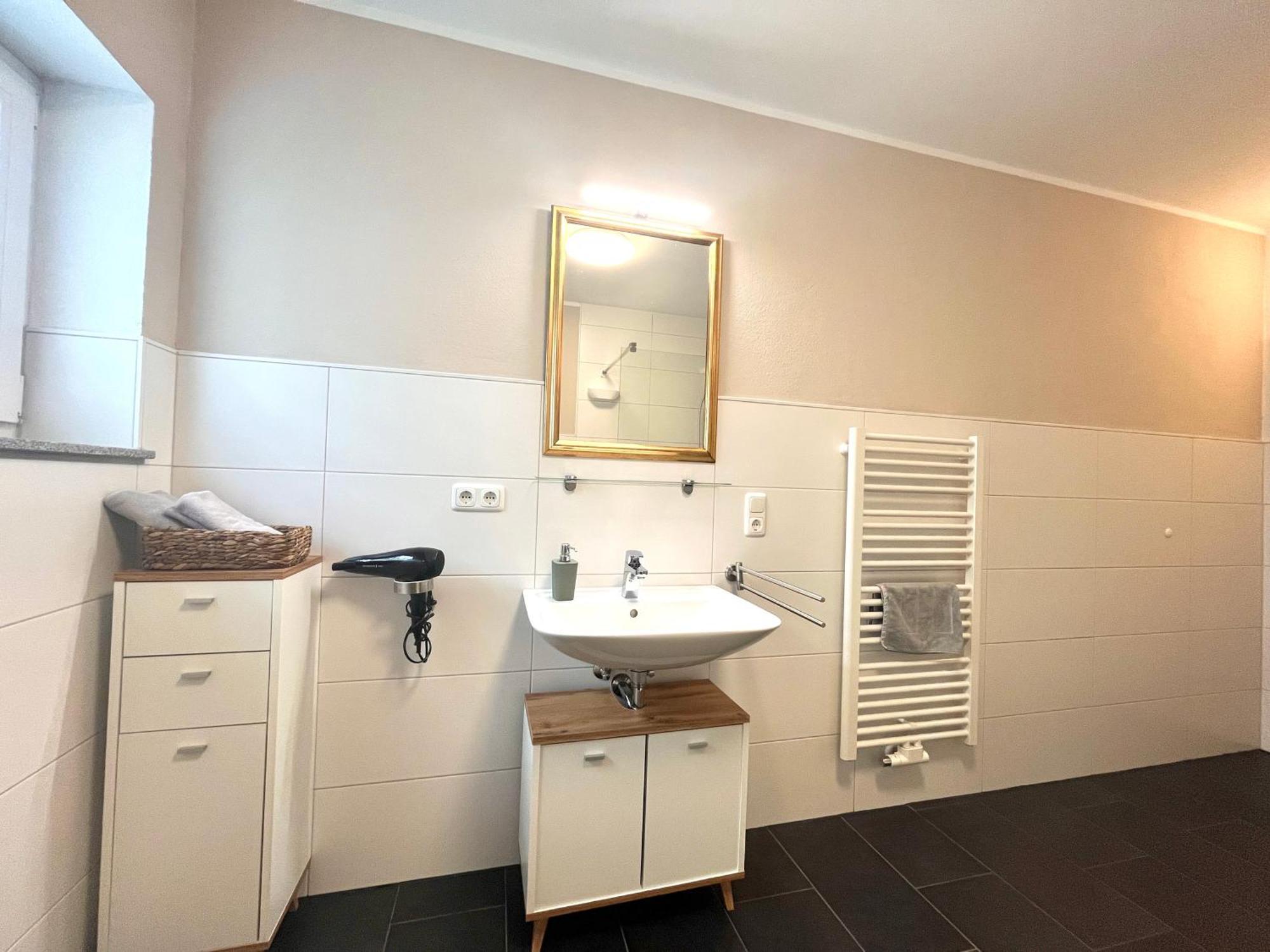 Sonnenterrasse, 1-4 Personen, 2 Schlafzimmer, Grosse Terrasse