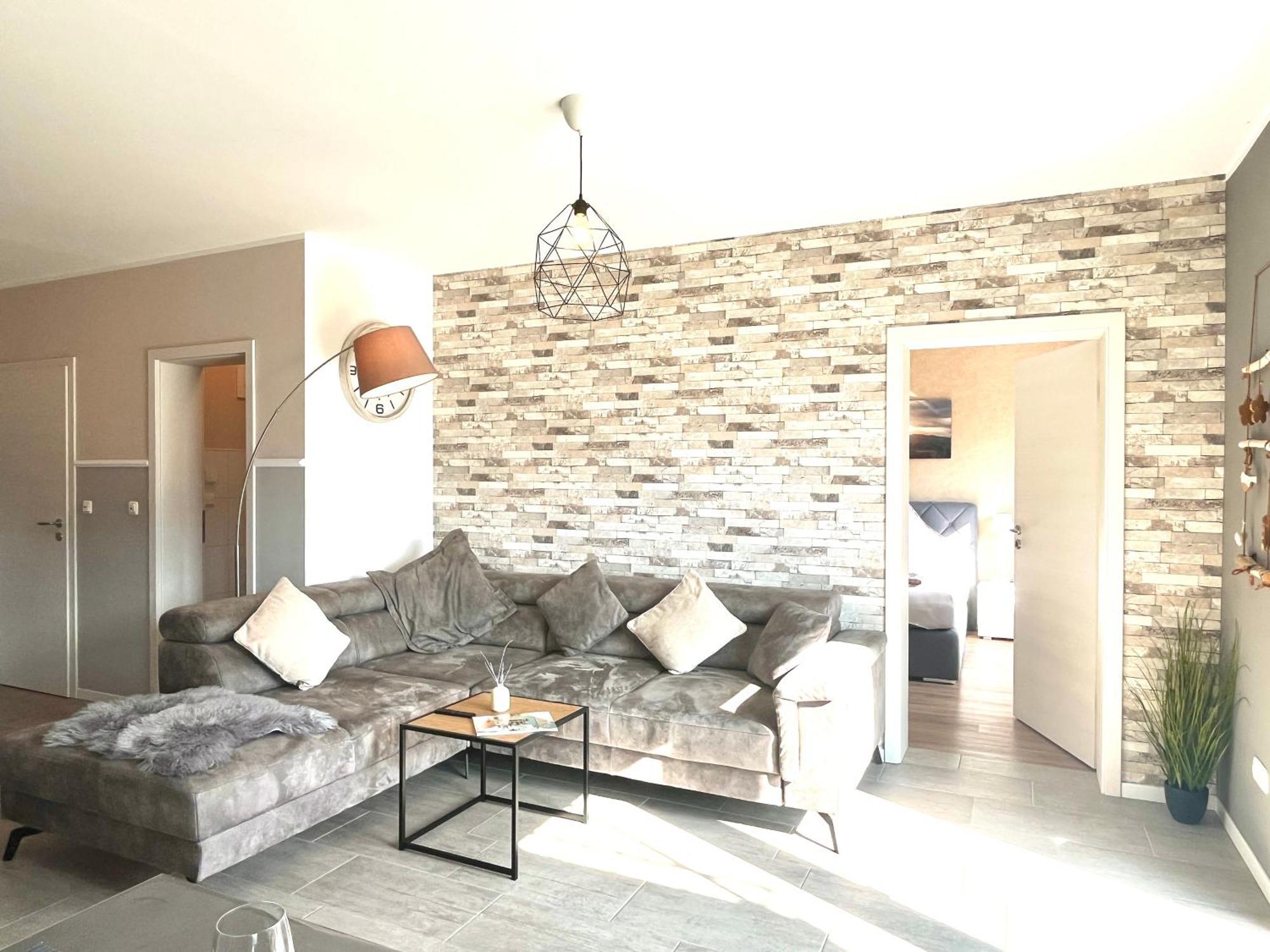 Sonnenterrasse, 1-4 Personen, 2 Schlafzimmer, Grosse Terrasse Apartment
